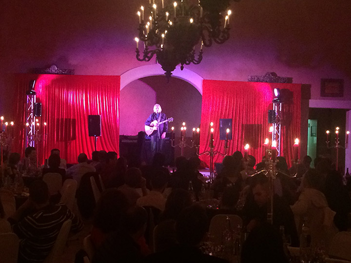Concert scene eclairage agence tout mix